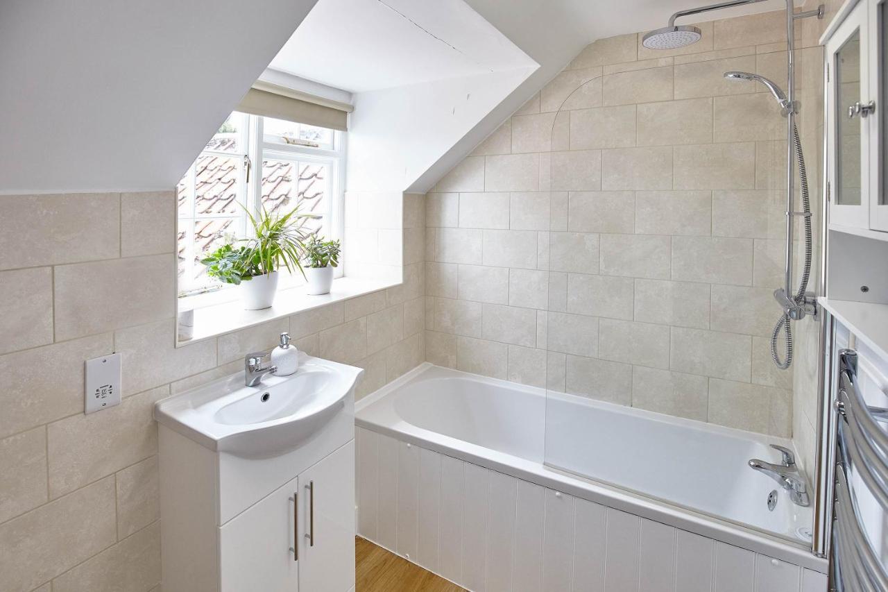 Host & Stay - Buckingham Square Helmsley Extérieur photo
