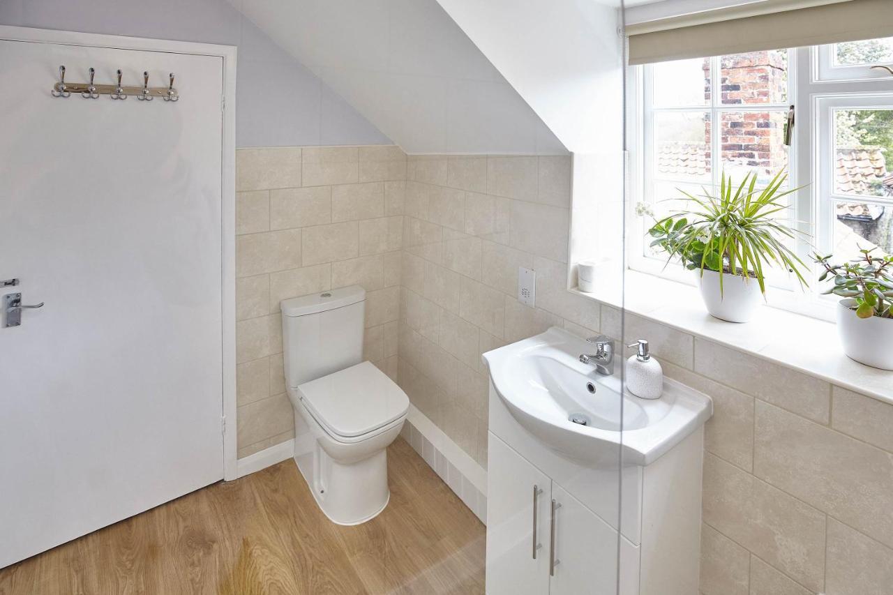 Host & Stay - Buckingham Square Helmsley Extérieur photo